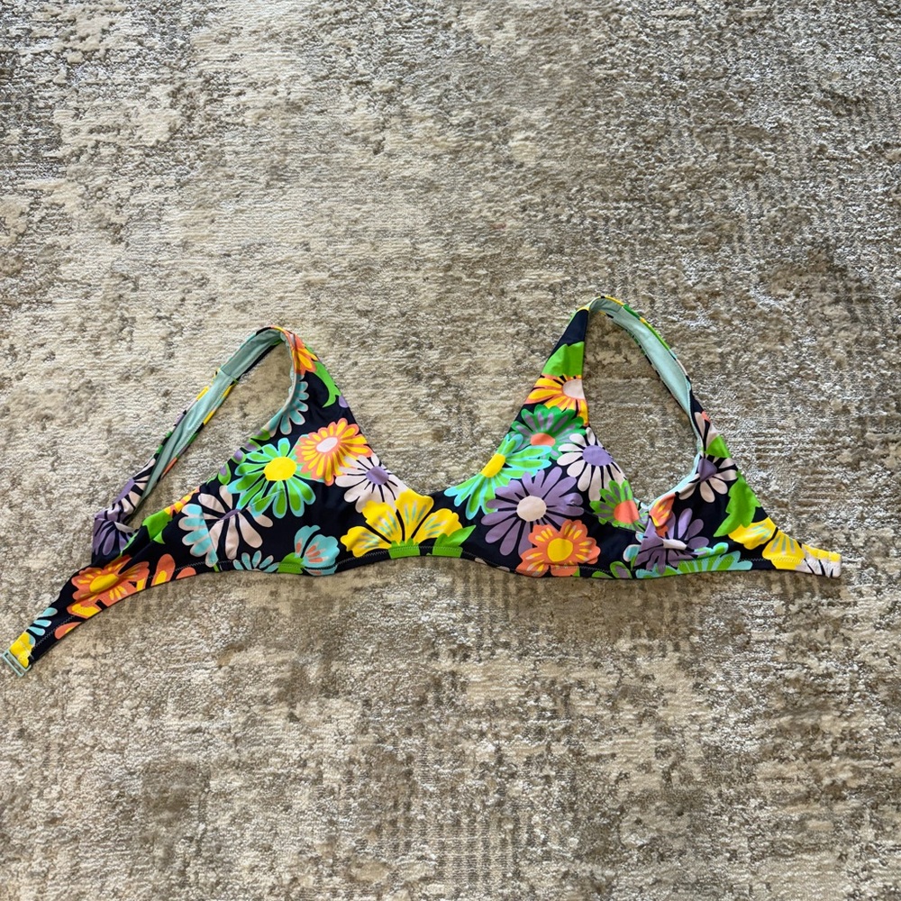 XL Aerie Bathing Suit Top
